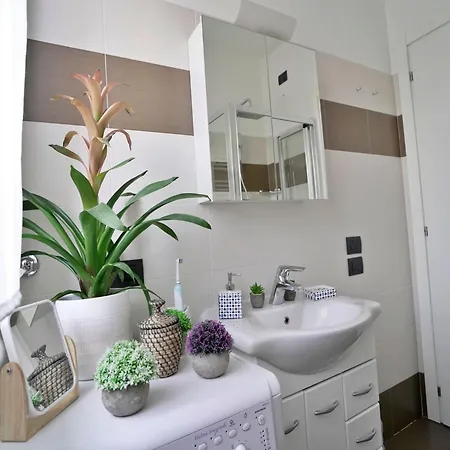 Candiani A3 Bilocale 2 Livelli Apartamento