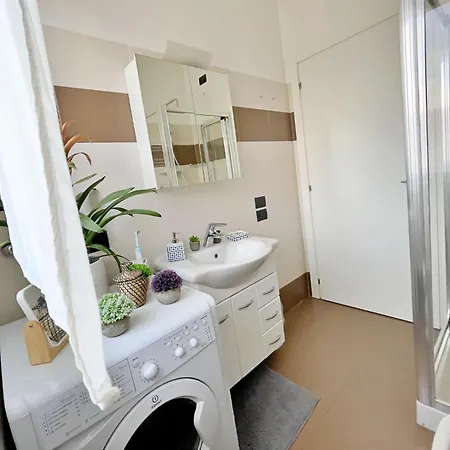 Candiani A3 Bilocale 2 Livelli Apartamento